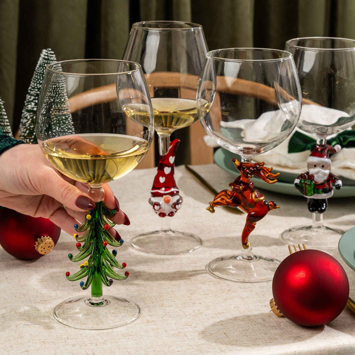 3D Stemmed Gnome Wine Glasses