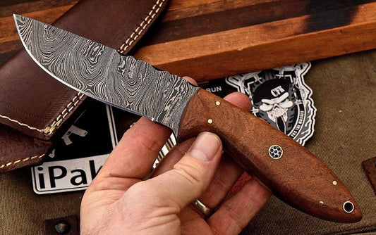 Custom Handmade Damascus Steel Skinning/Camping/Hunting Knife