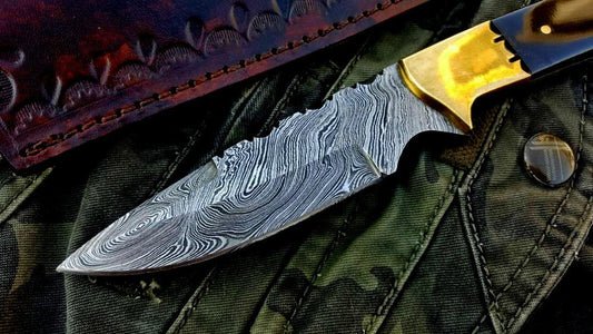 Custom Handmade Twist Damascus Steel Narrow Blade Hunting Knife