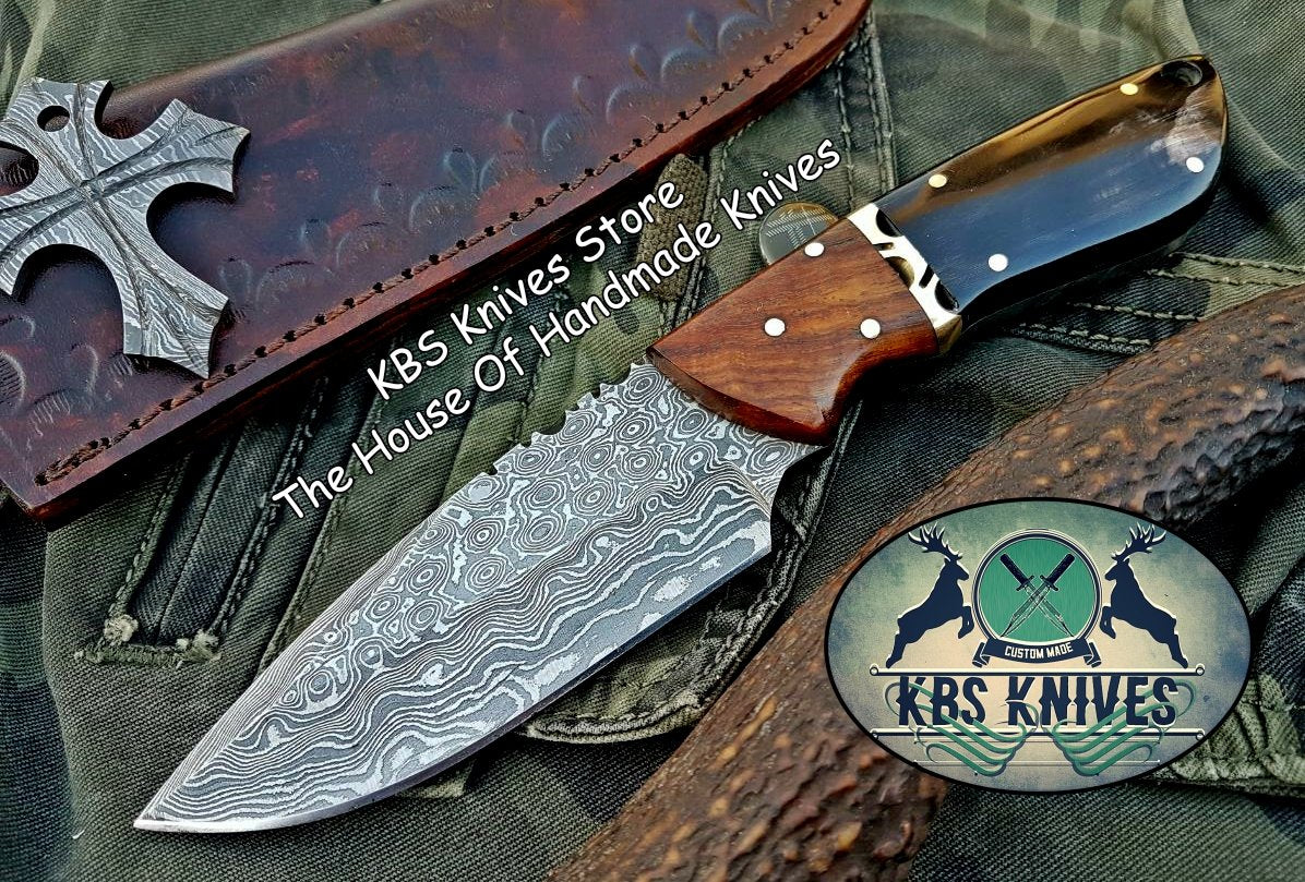 Custom Handmade Damascus Steel Skinning Knife