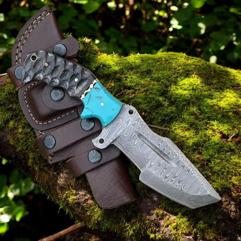 Straight Track Cutting Knife – Handmade Damascus Blade for Outdoor Use
