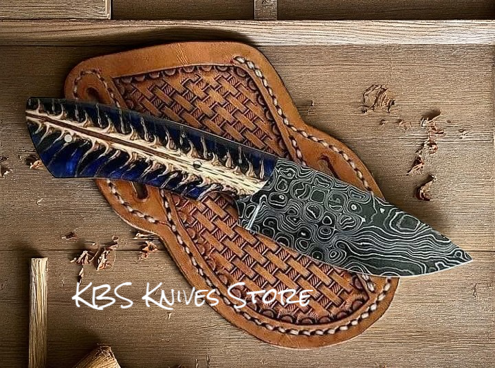 Western Belt Knife – Blue Pine Cone Handle Damascus Steel
