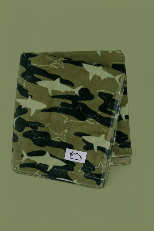 CAMO SHARK DREAM TOWEL