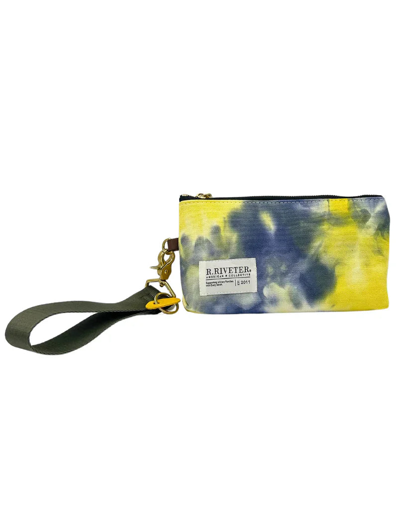 Lucy Wristlet | Horizon Canvas
