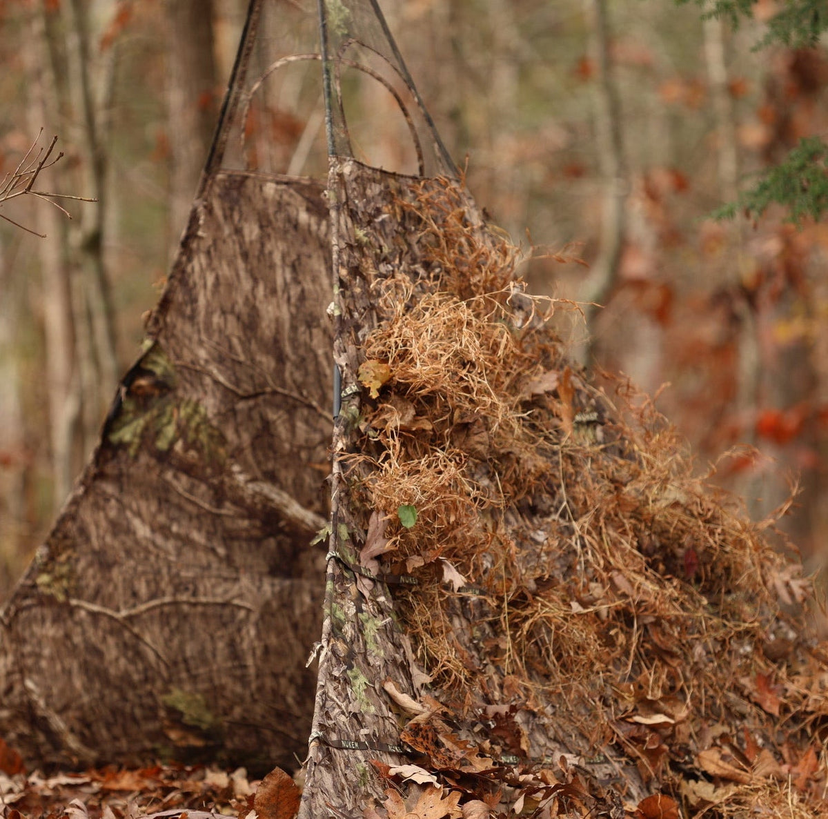 Nukem Hunting Blind - Mossy Oak Country Roots 3D Leafy