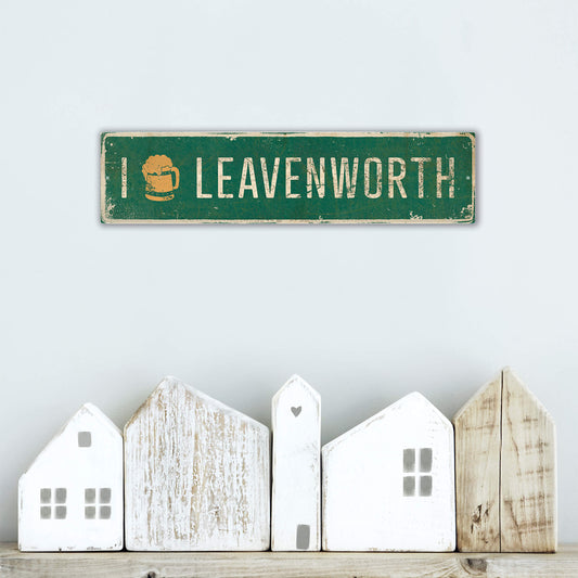 Landmark "I Heart" Custom Signs: Green Beer Stein - Wall Decor