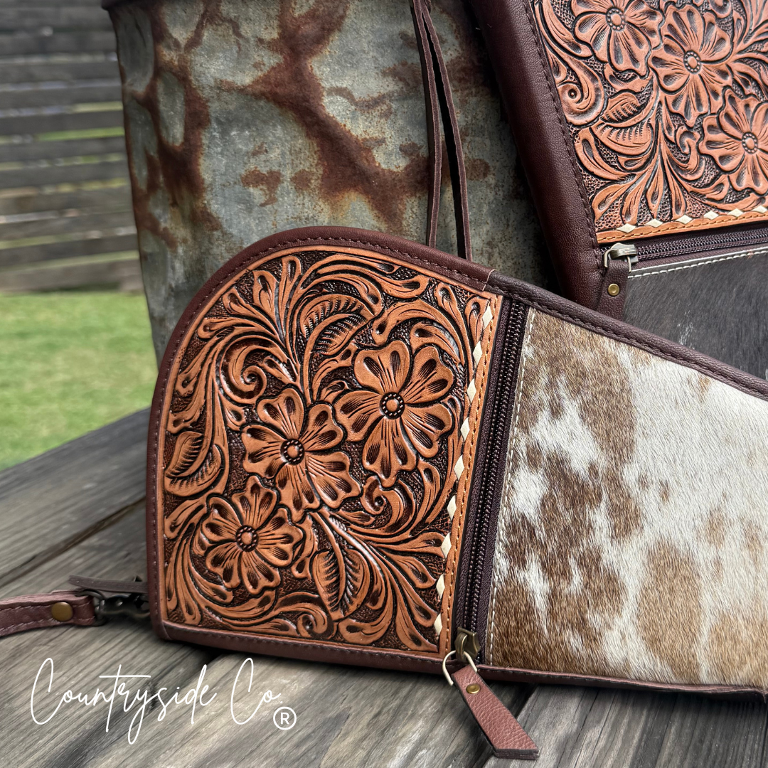 Yuma Cowhide and Tooled Leather 13" Carry Case