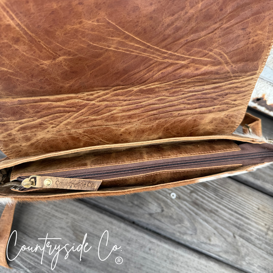 Del Rio Cowhide Tooled Leather Purse