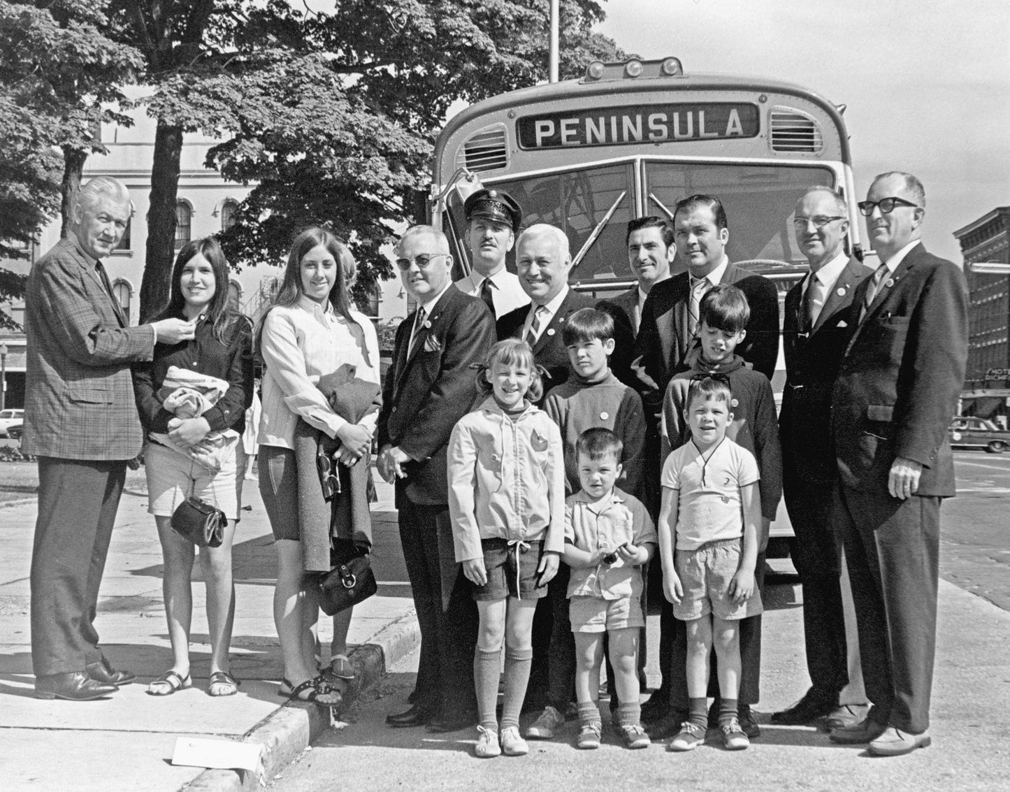 Erie Memories: 125 Years of the Erie Region