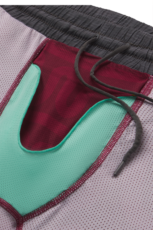 The Finish Line | Grey and Red Ball Hammock® 5 Inch Athletic Shorts