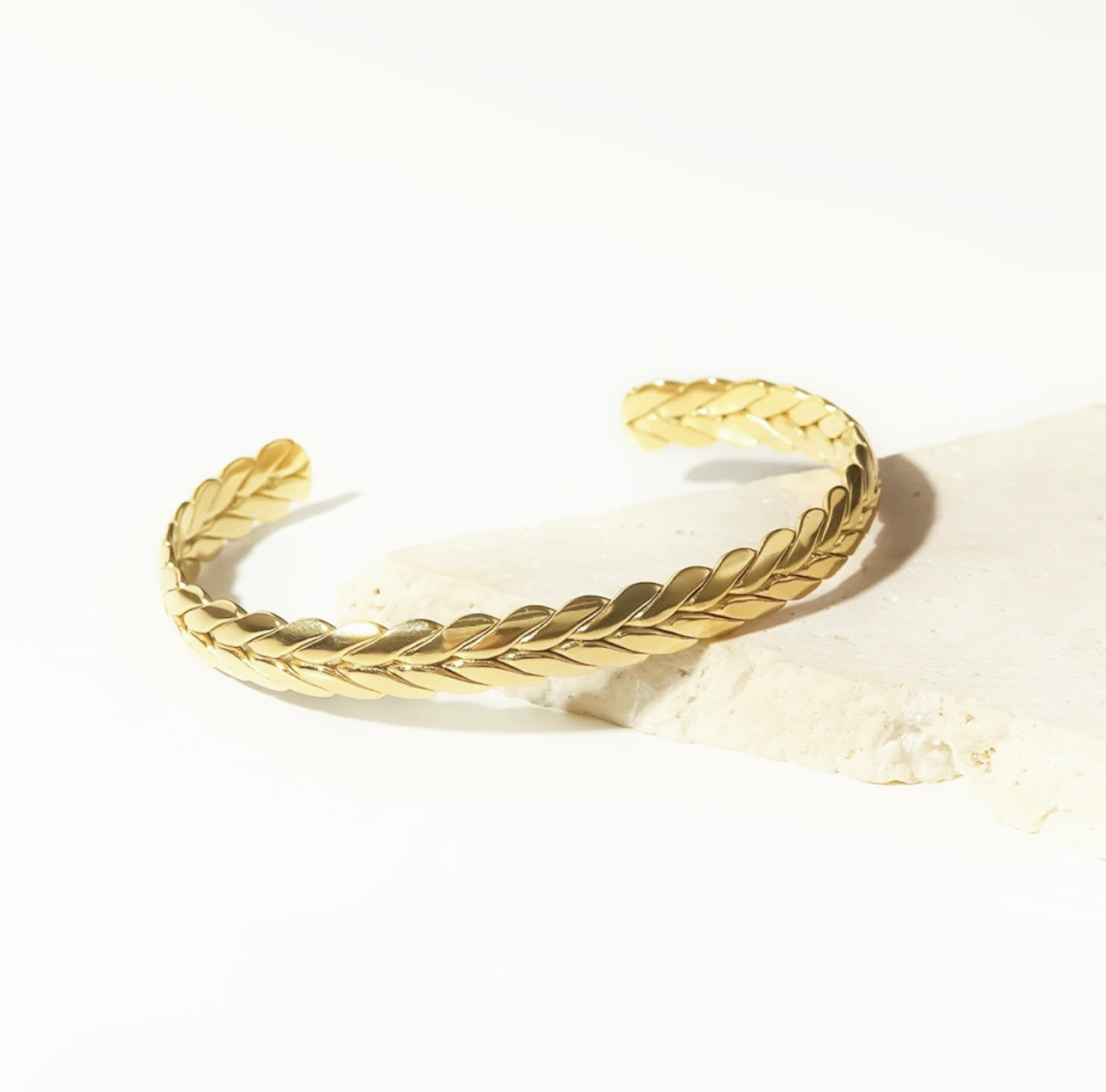 GOLD BRAID - 18K Gold Cuff Bracelet - Accent