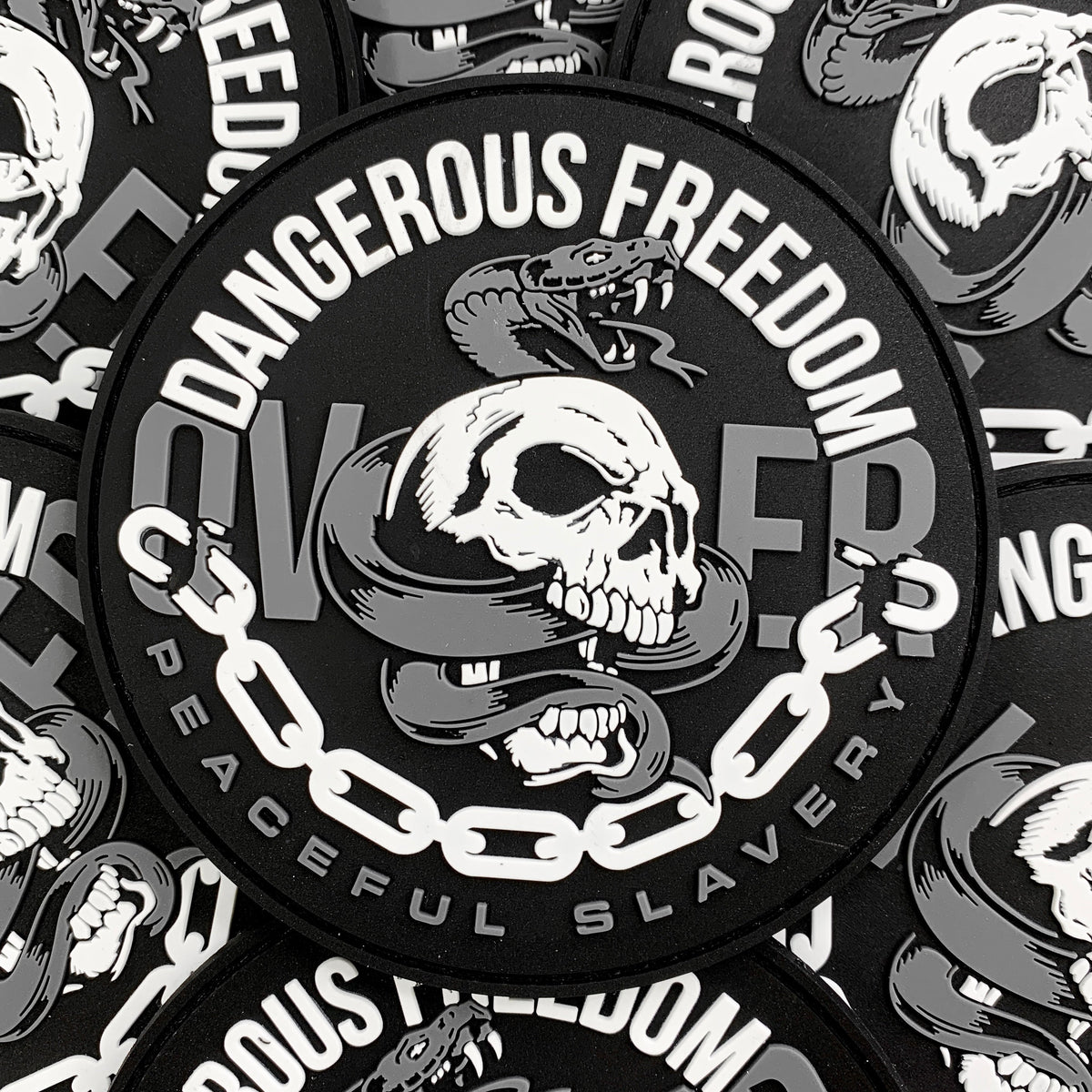 DANGEROUS FREEDOM OVER PEACEFUL SLAVERY PATCH
