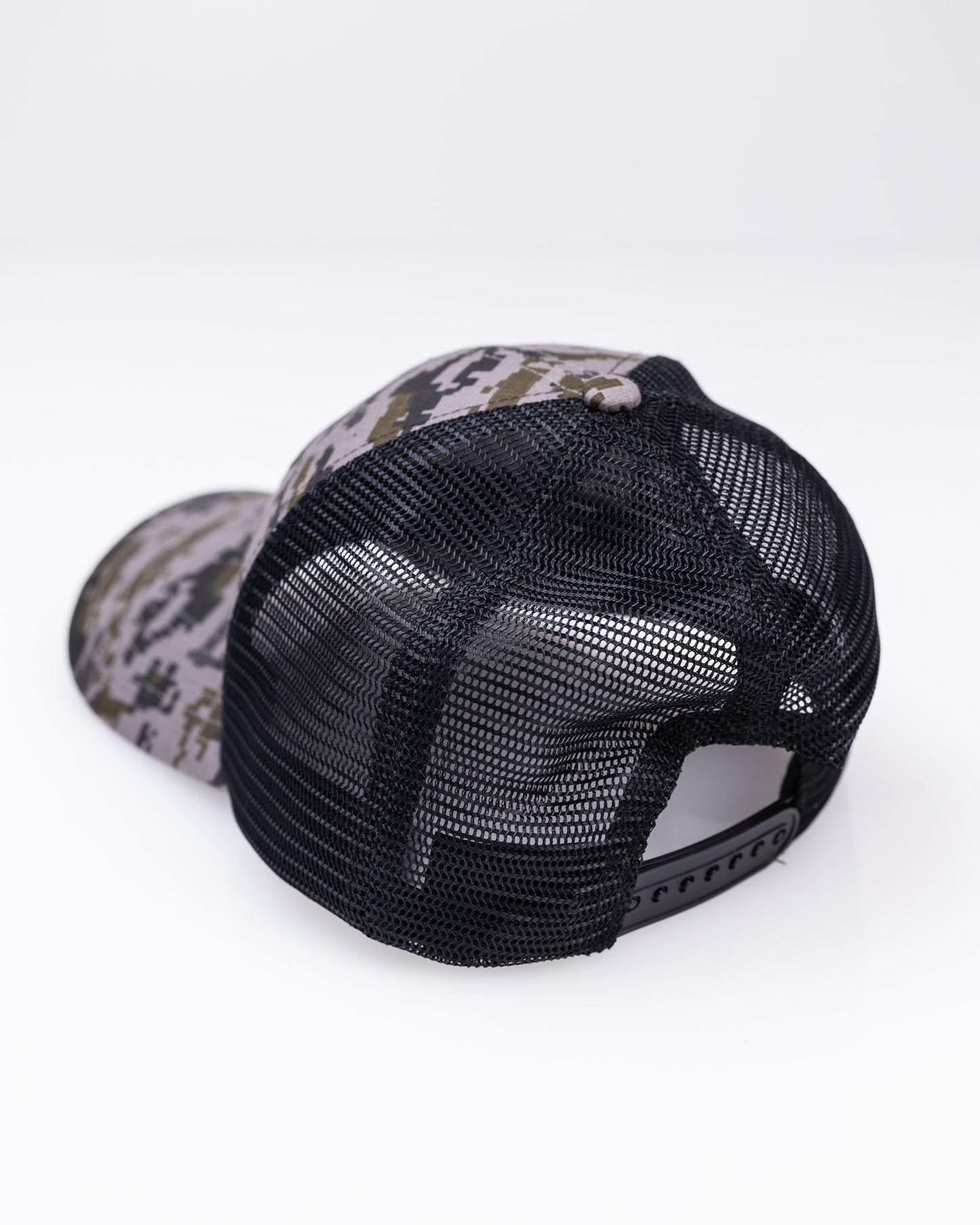 Camo Flag Trucker