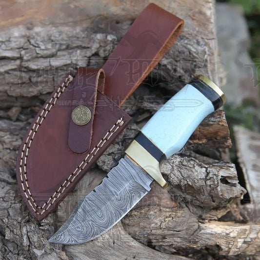 Custom Handmade Damascus Steel Skinner Hunting Knife Bone & Brass Guard Handle WH 3547