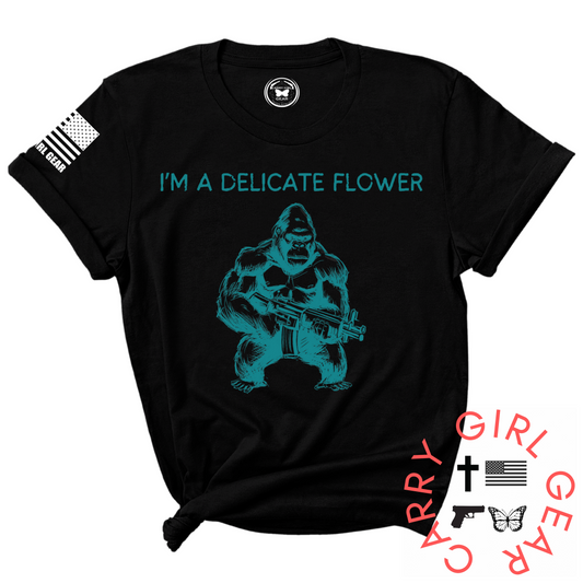 DELICATE FLOWER TEE