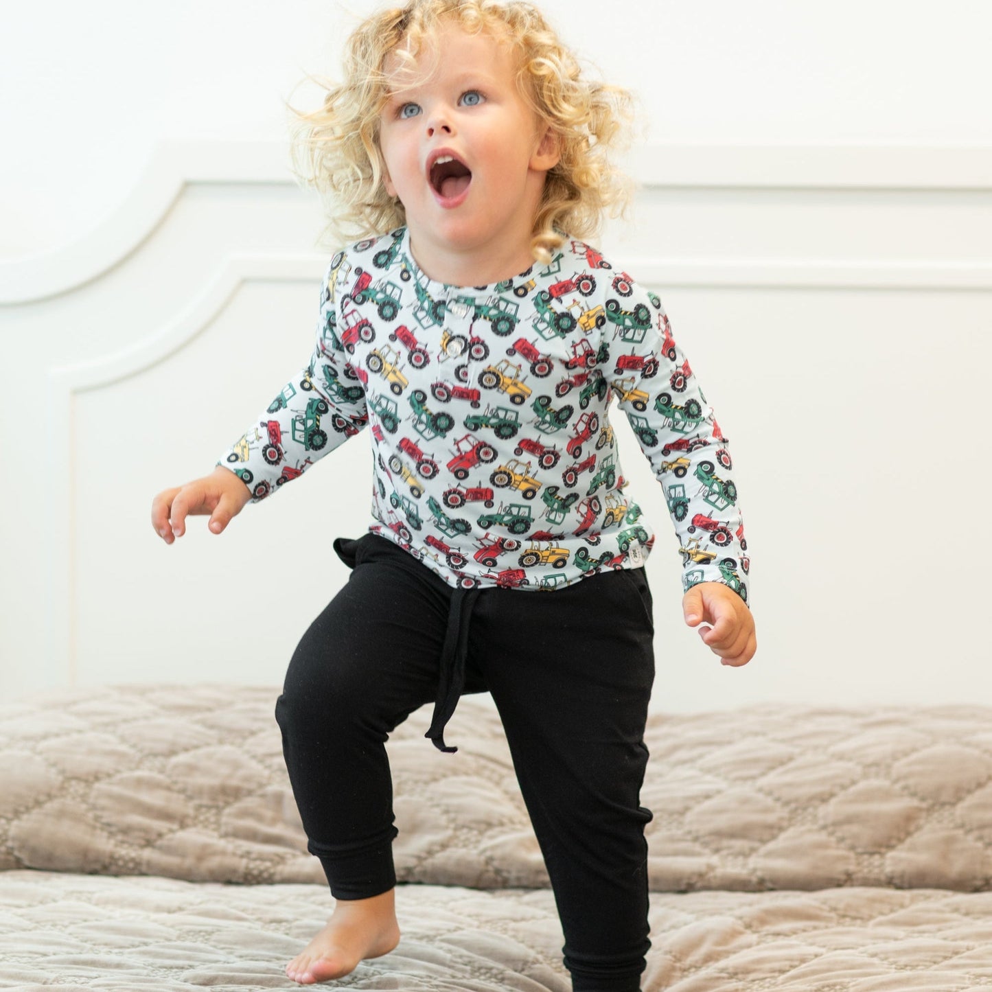 Down On The Farm Raglan Henley