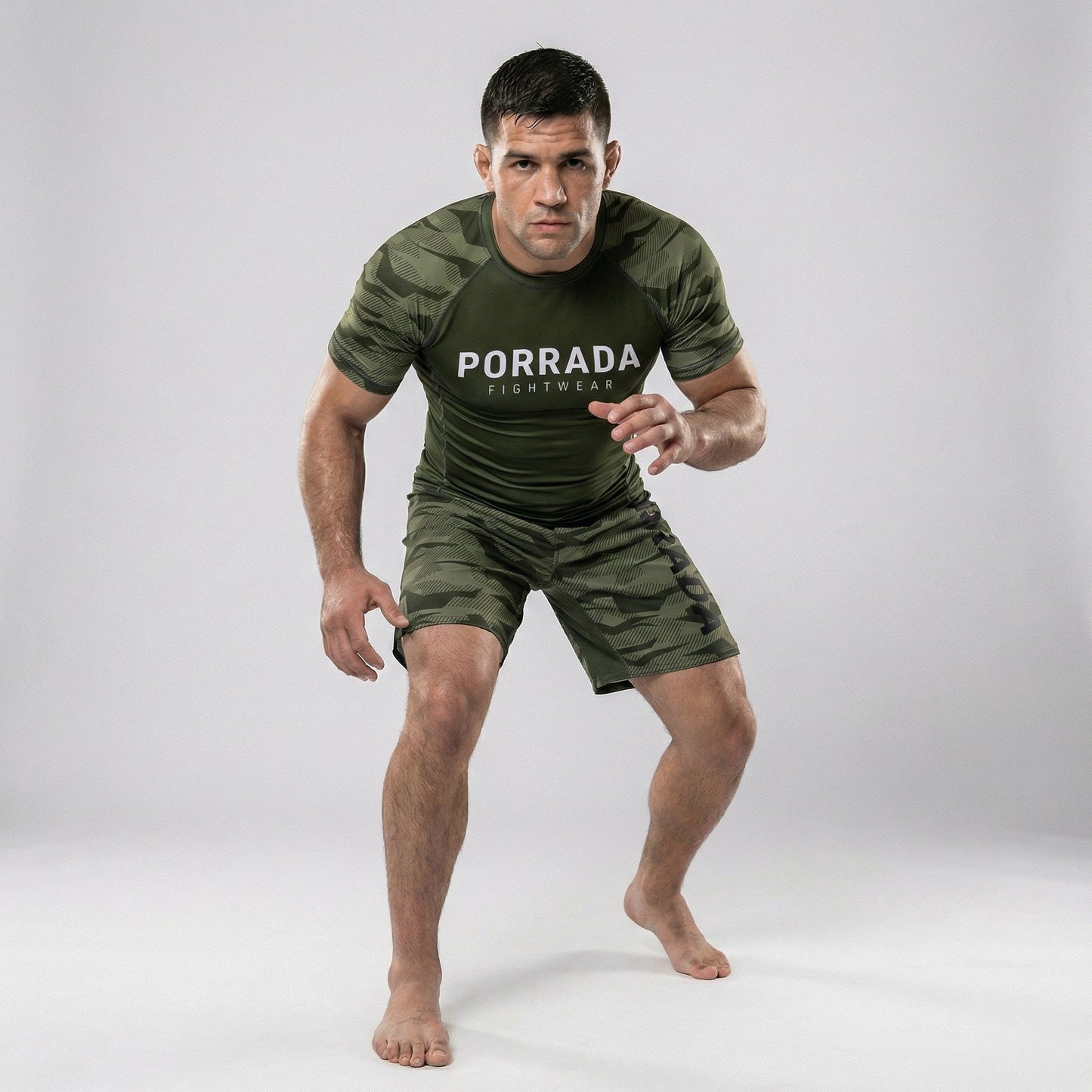 GREEN CAMO SHORT SLEEVE RASH GUARD