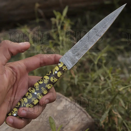 HANDMADE DAMASCUS STEEL DAGGER KNIFE - 10" FULL TANG KNIFE - Yellow Skull Resin Handle