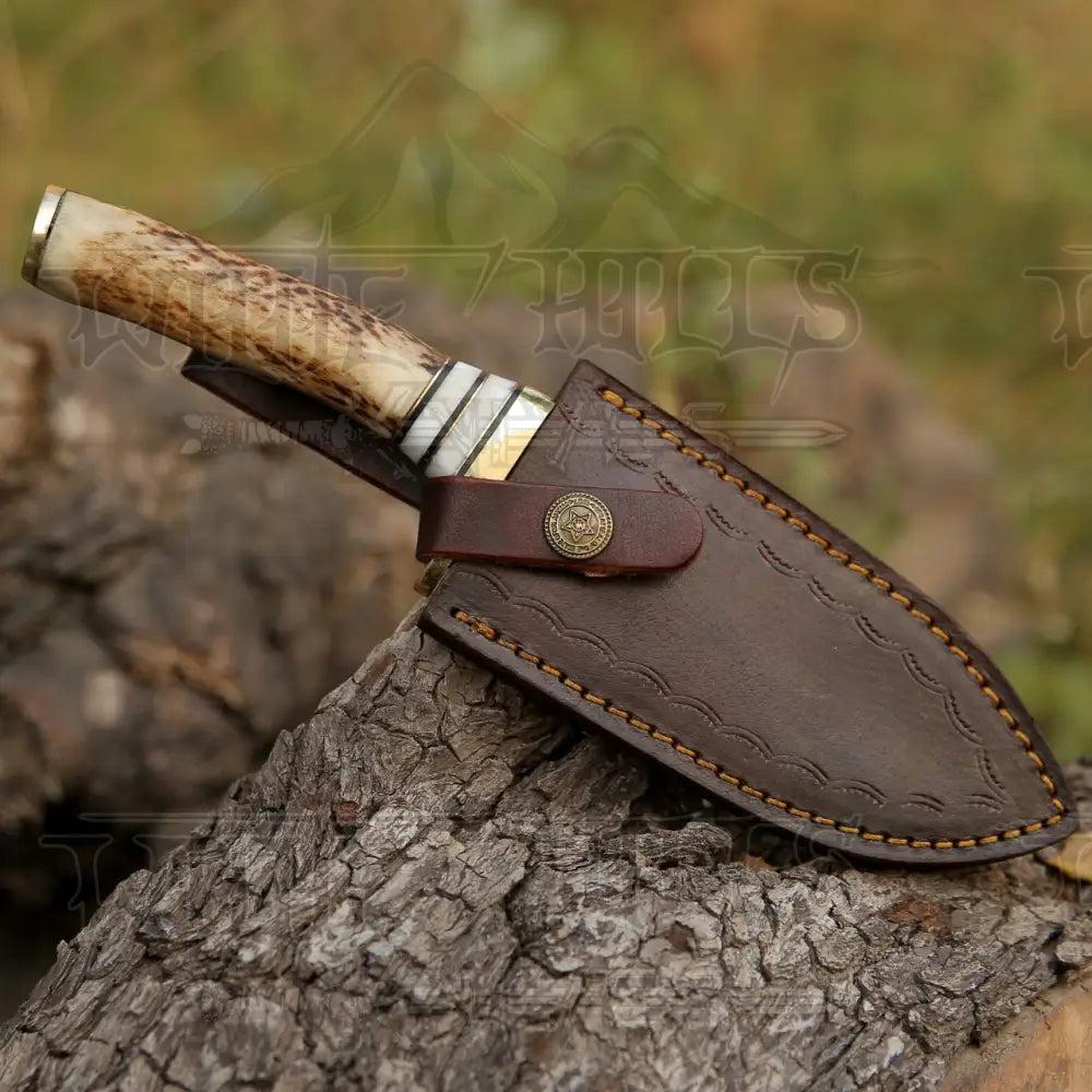 Handmade Forged Damascus Steel Gut Hook Hunting Knife EDC With Orginal Stag antler Handle WH 4340