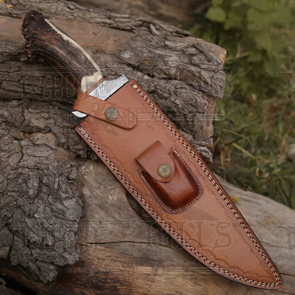 Handmade Forged Damascus Steel Hunting Bowie Rambo Knife With Deer Stag Antler Handle WH 4410