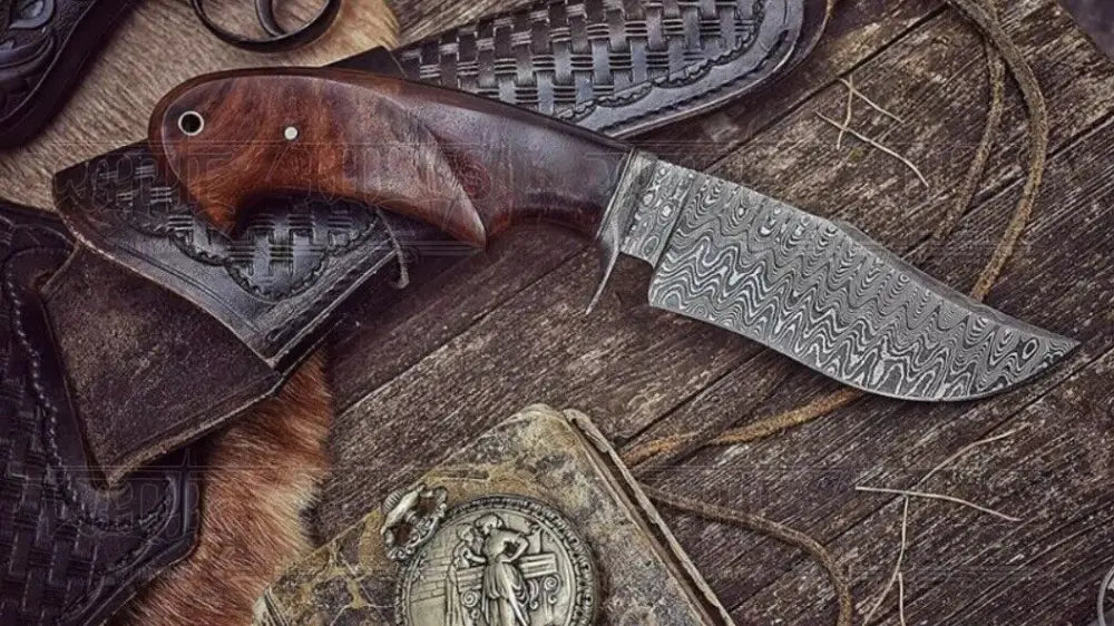 Handmade Hunting Bushcraft Knife Forged Damascus Steel Survival EDC 10” With Wallnut Wood Handle
