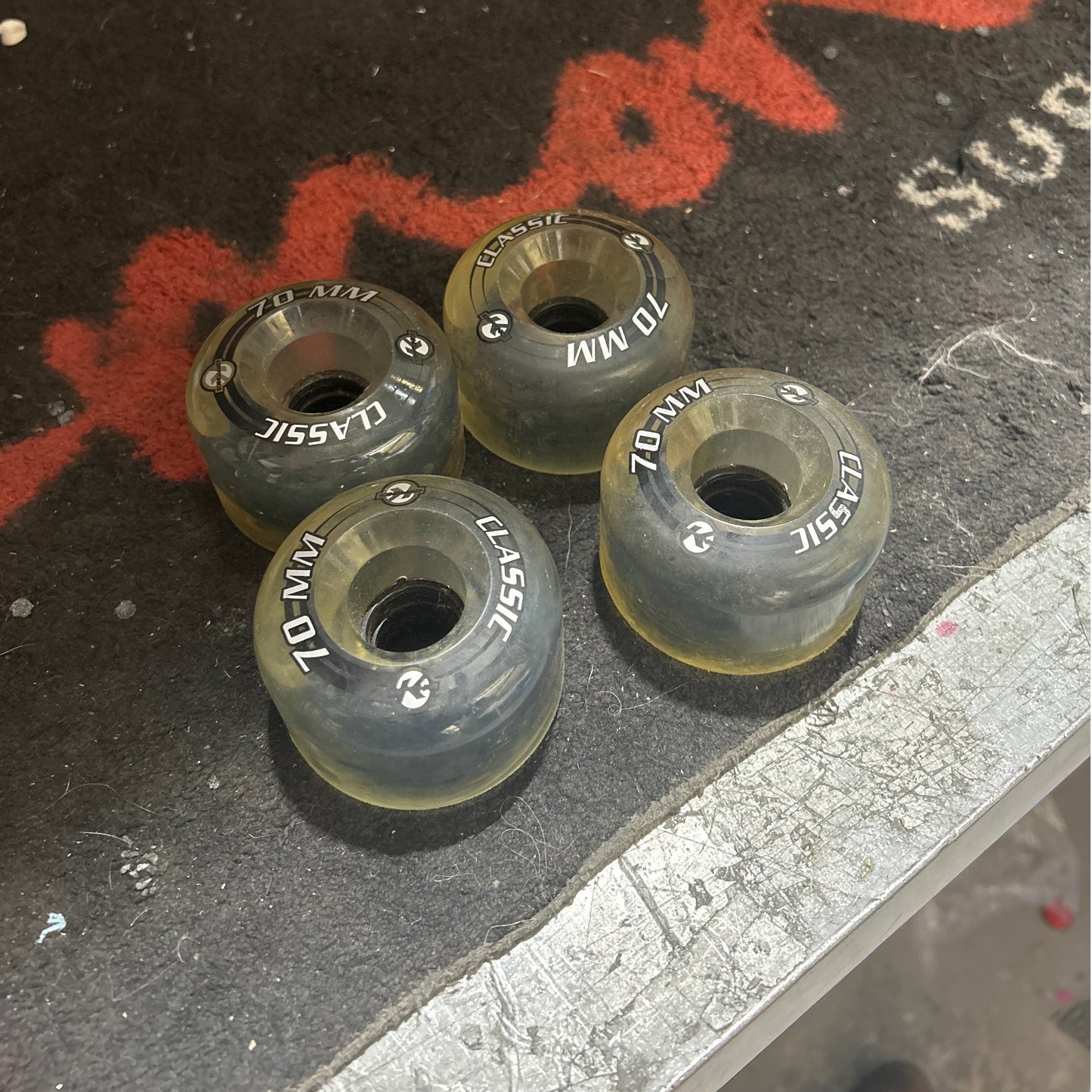 Kryptonics Classic 70mm 80a Floor Model Wheels - Clear (4pk)