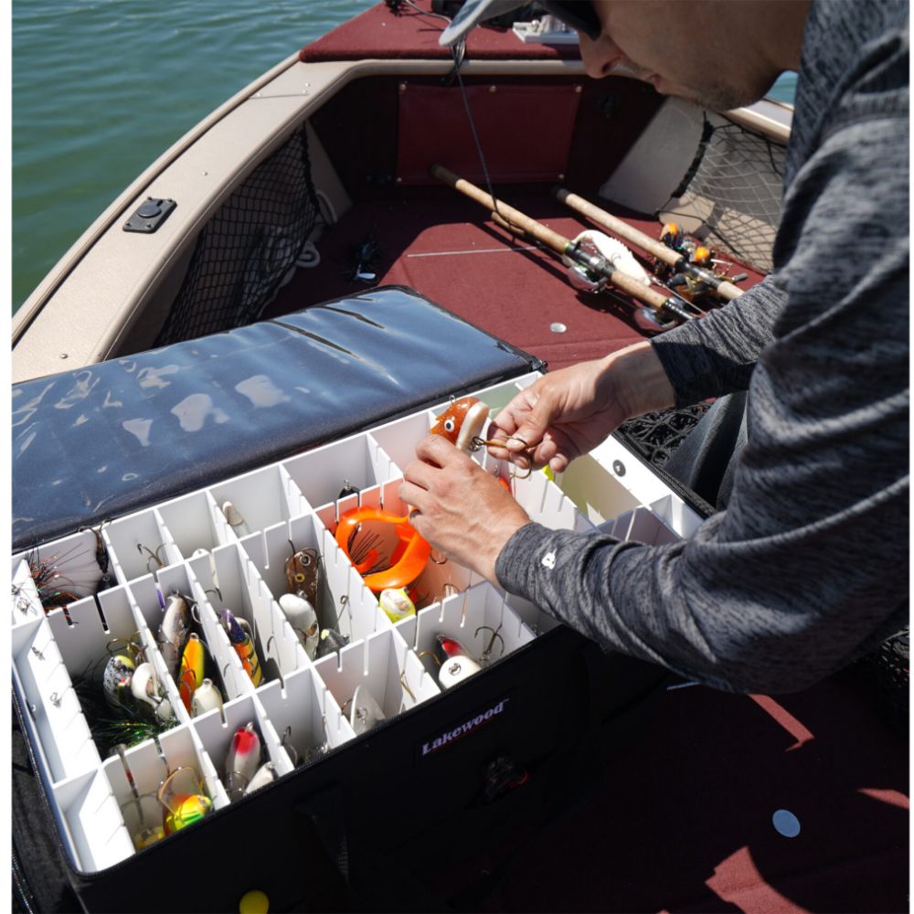 Monster Tackle Box, 100 Lures