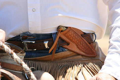 Cowboy Belt Knife – Damascus Steel & Antler Horn Handle