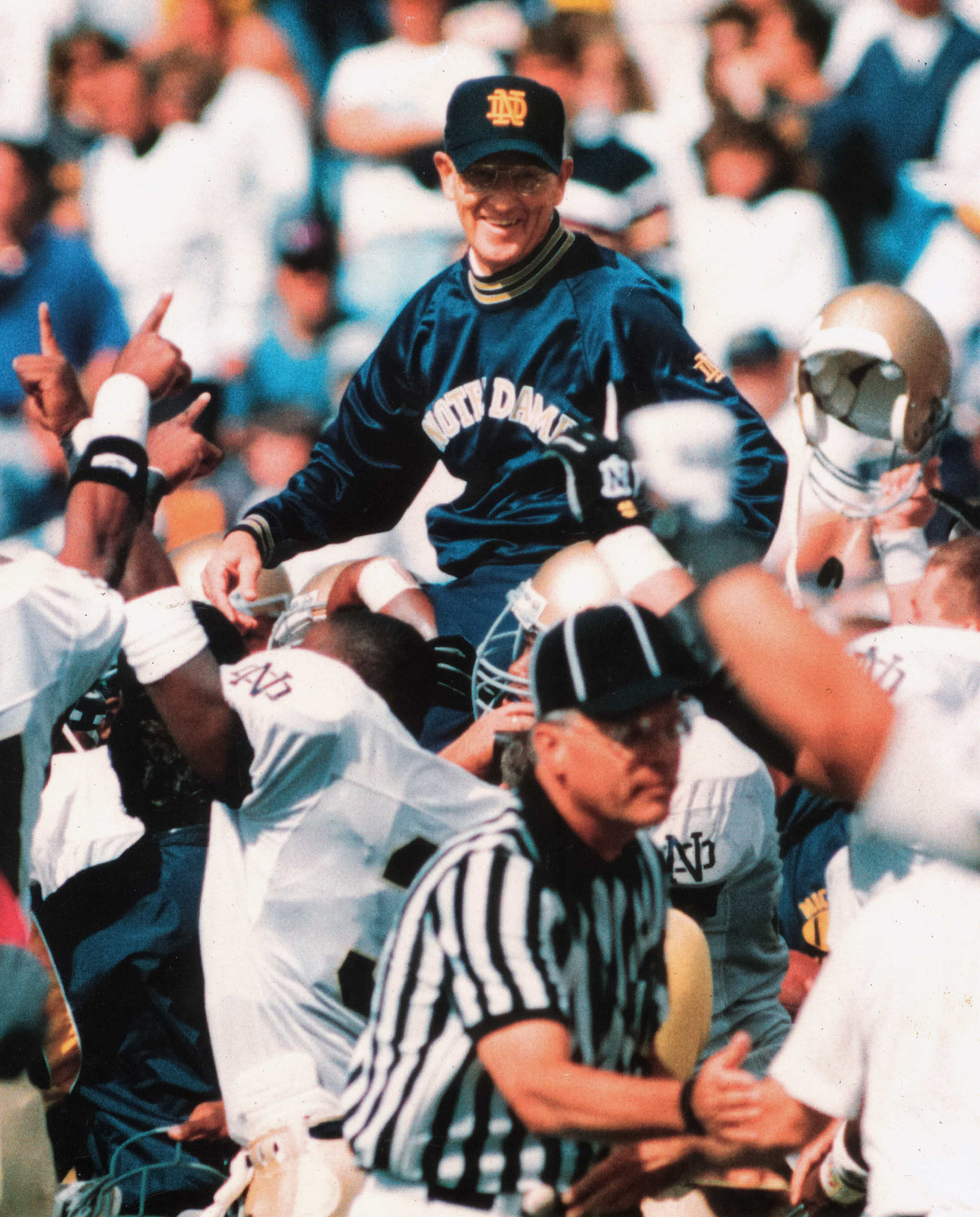 ECHOES OF HOLTZ: Faith, Football and a Life Well Coached