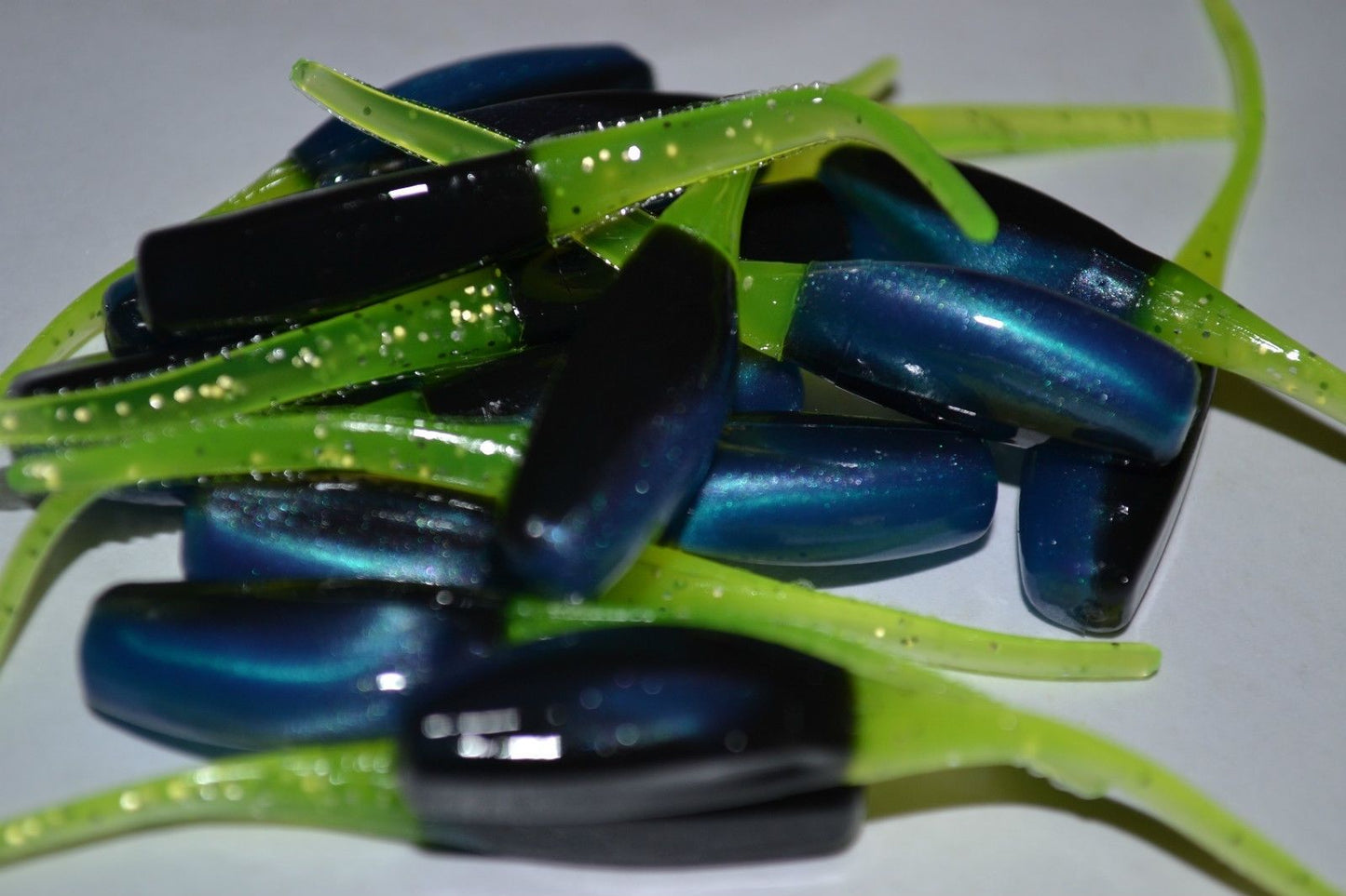 Cam's 2" Stinger Shad 35pc Black Blue & Chartreuse Grubs Crappie Soft Jigs