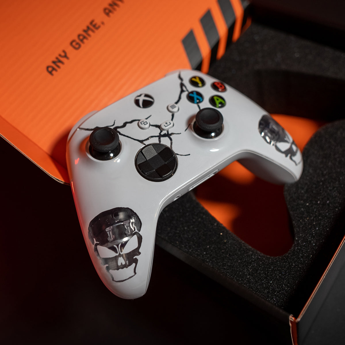 MODDEDZONE ILLUMINATING SKULLS XBOX SERIES X CUSTOM MODDED CONTROLLER