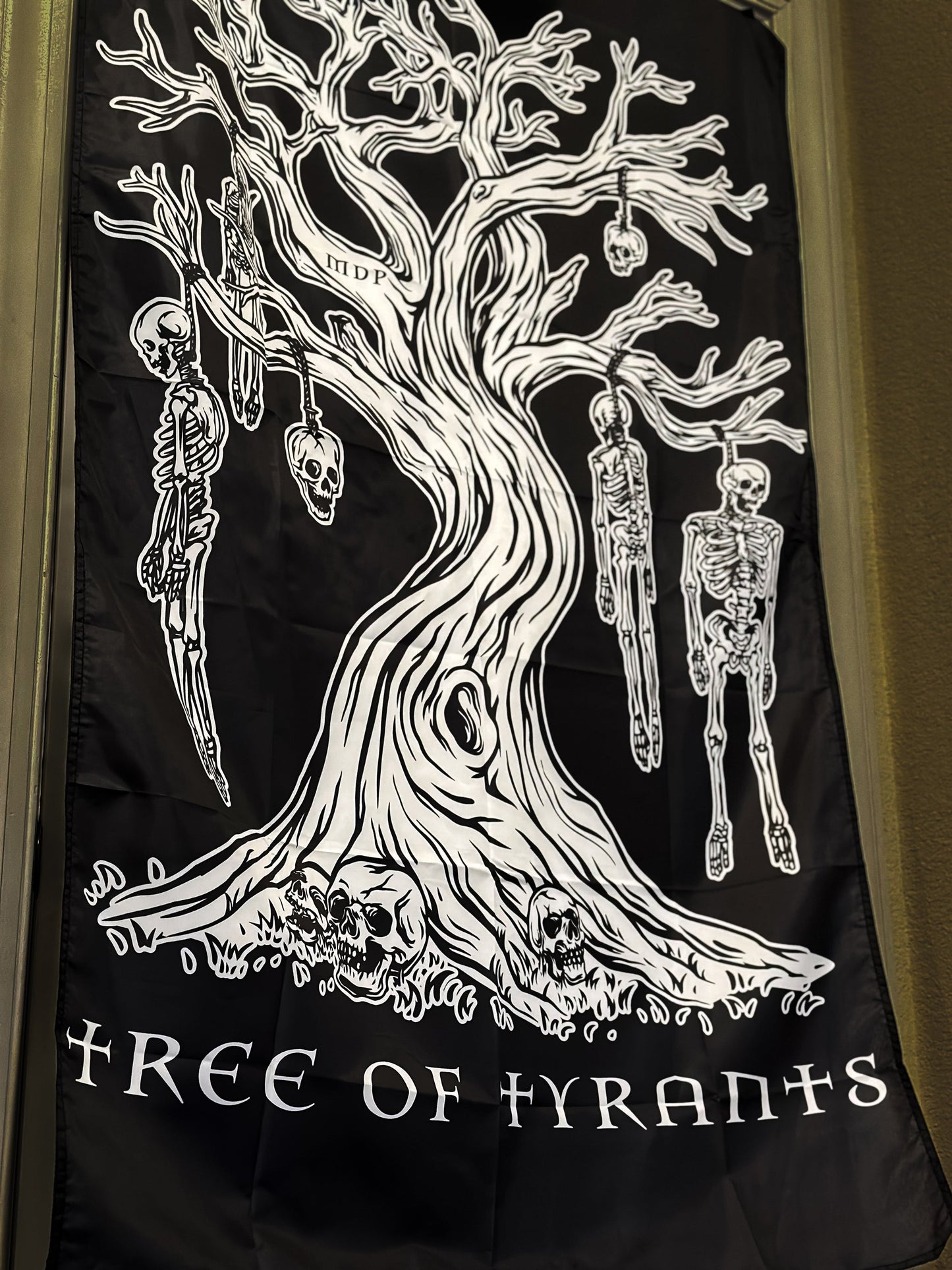 Tree of Tyrants V1 Flag