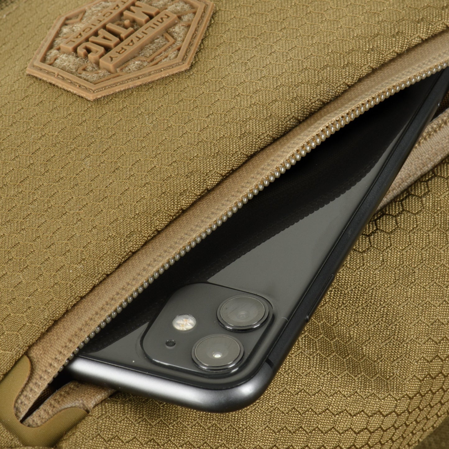 M‑Tac Magnet Shoulder Bag Elite Hex XL