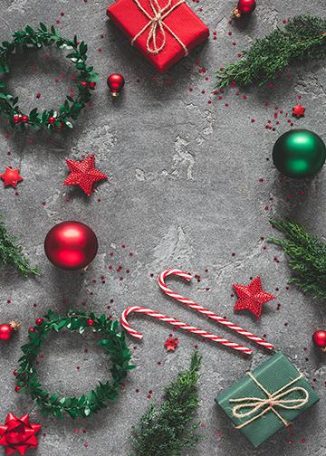 Christmas Holly Decor