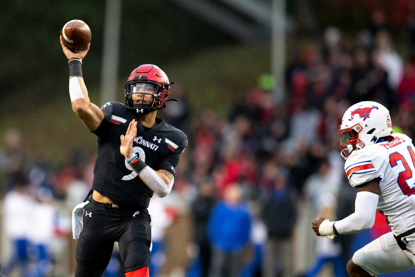 Breaking Down Barriers: How the Cincinnati Bearcats Crashed the College Football Playoff Party