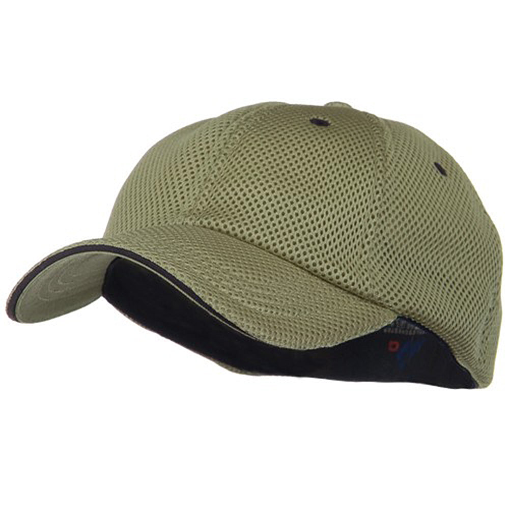 Deluxe Mesh Sandwich Bill Fitted Cap