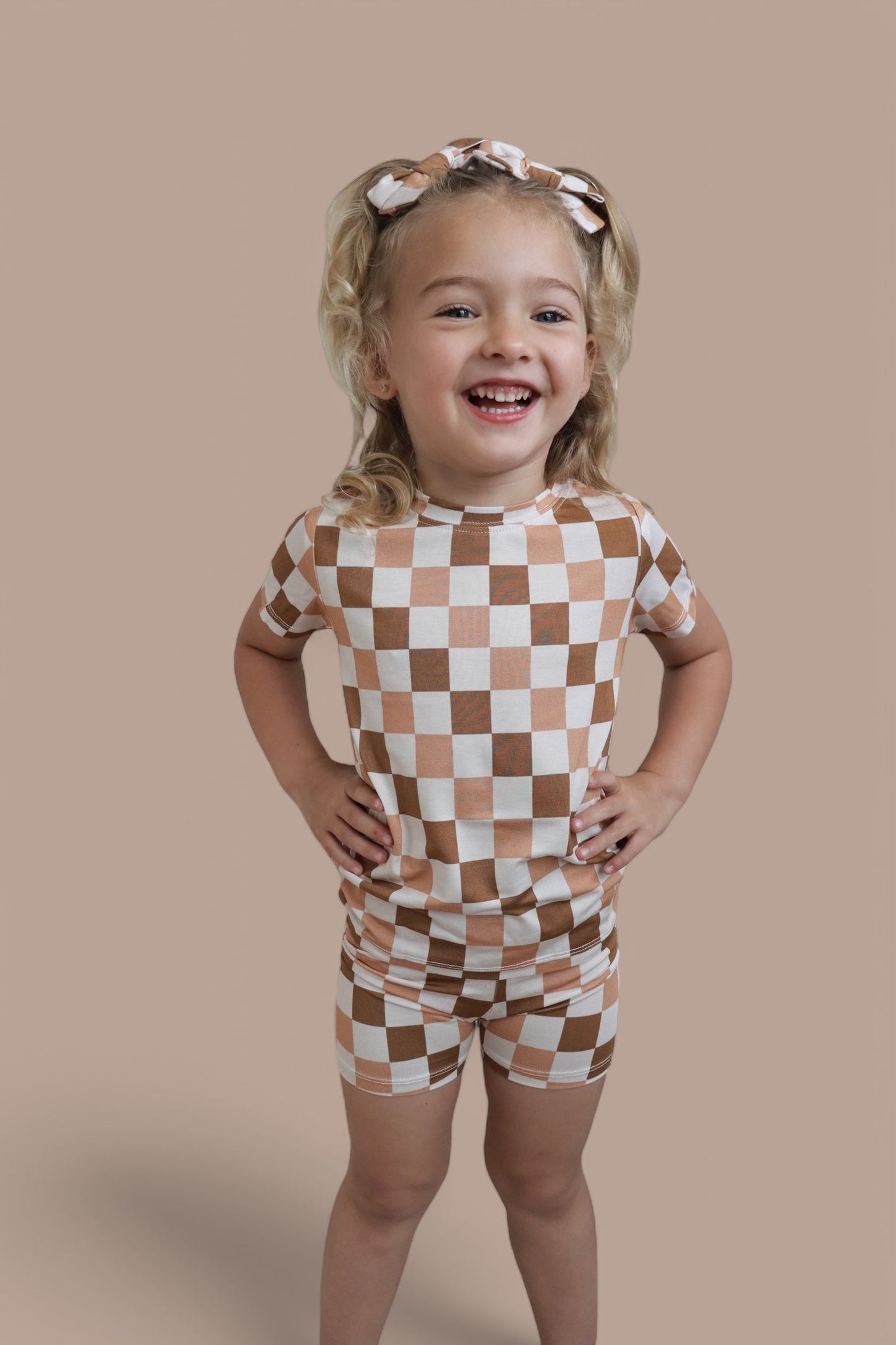 CHESTNUT CHECKERS DREAM SHORT SET