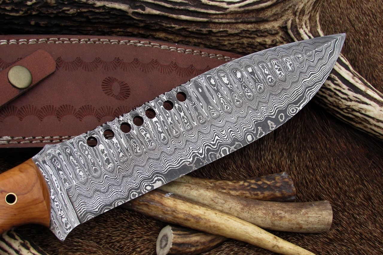 Full Tang Hunter Bowie Knife with Custom Handcrafted Damascus Steel Blade & Olive Wood Handle - 17 Inches