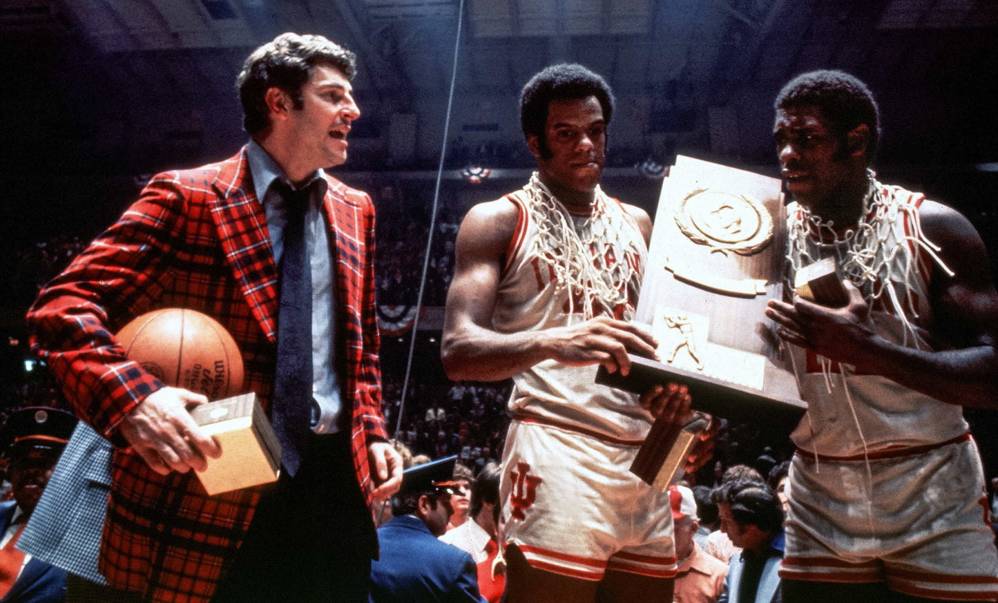 Bob Knight: On the Record: The Story of a Complex Character and Hall of Fame Coach