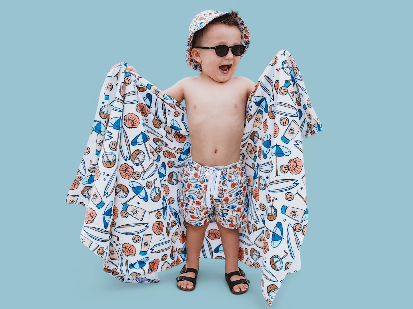 CHASE THE SUN DREAM TOWEL