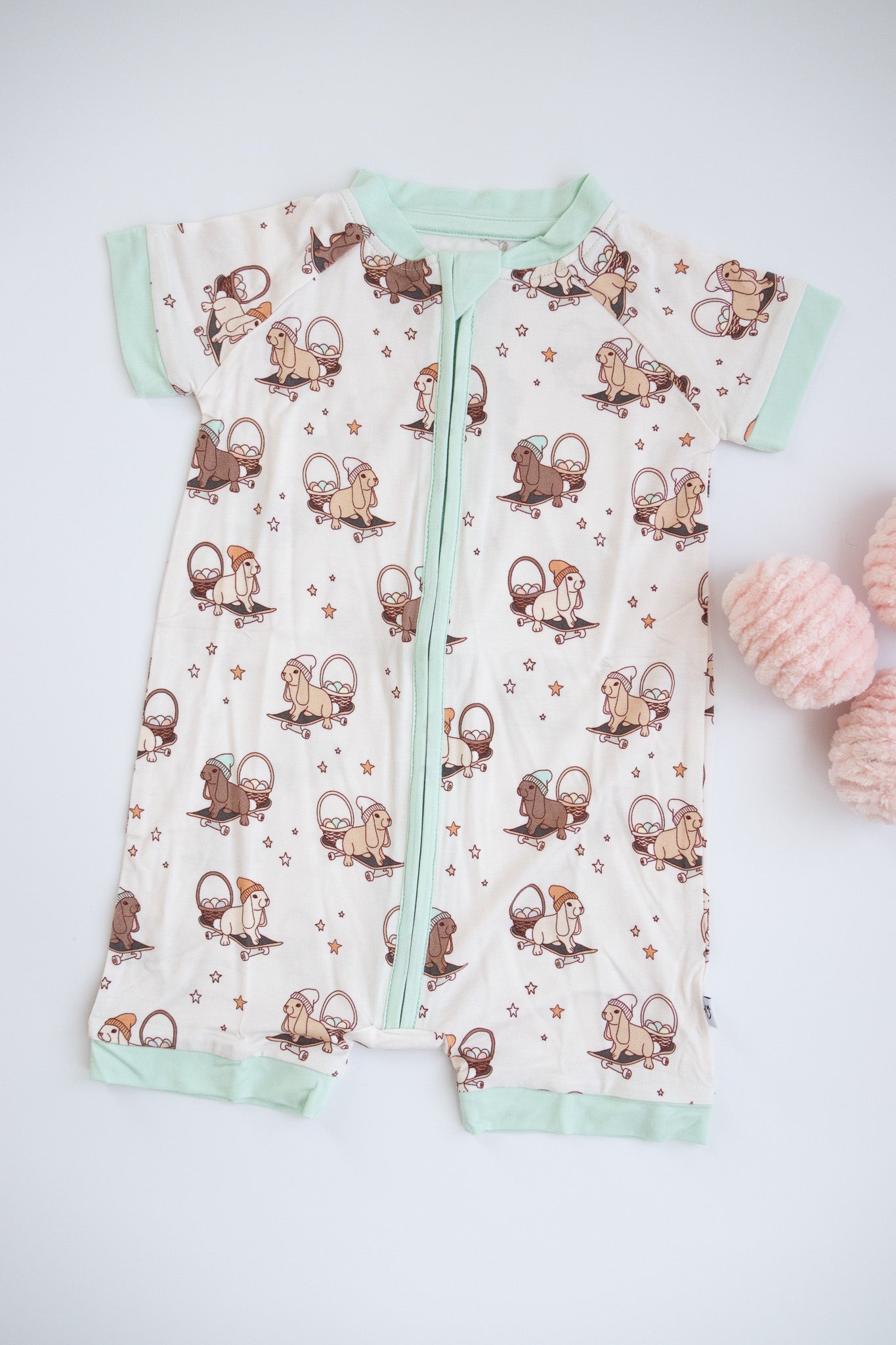 SKATING EGG HUNT DREAM SHORTIE