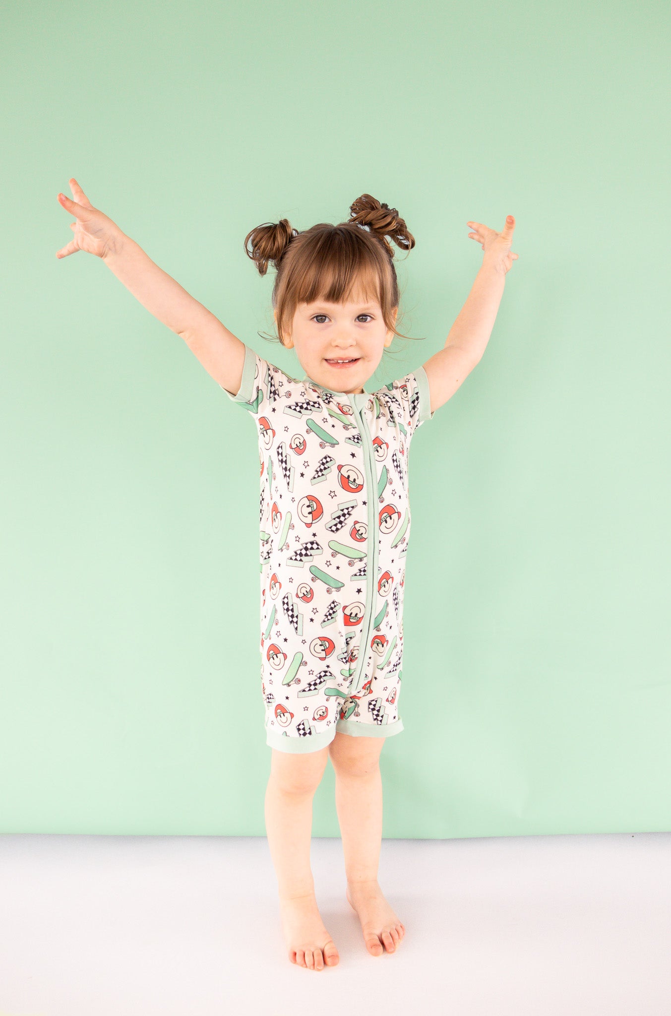 SKATING SMILES DREAM SHORTIE