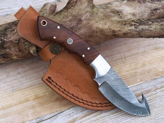 Guthook Deer Skinning Knife