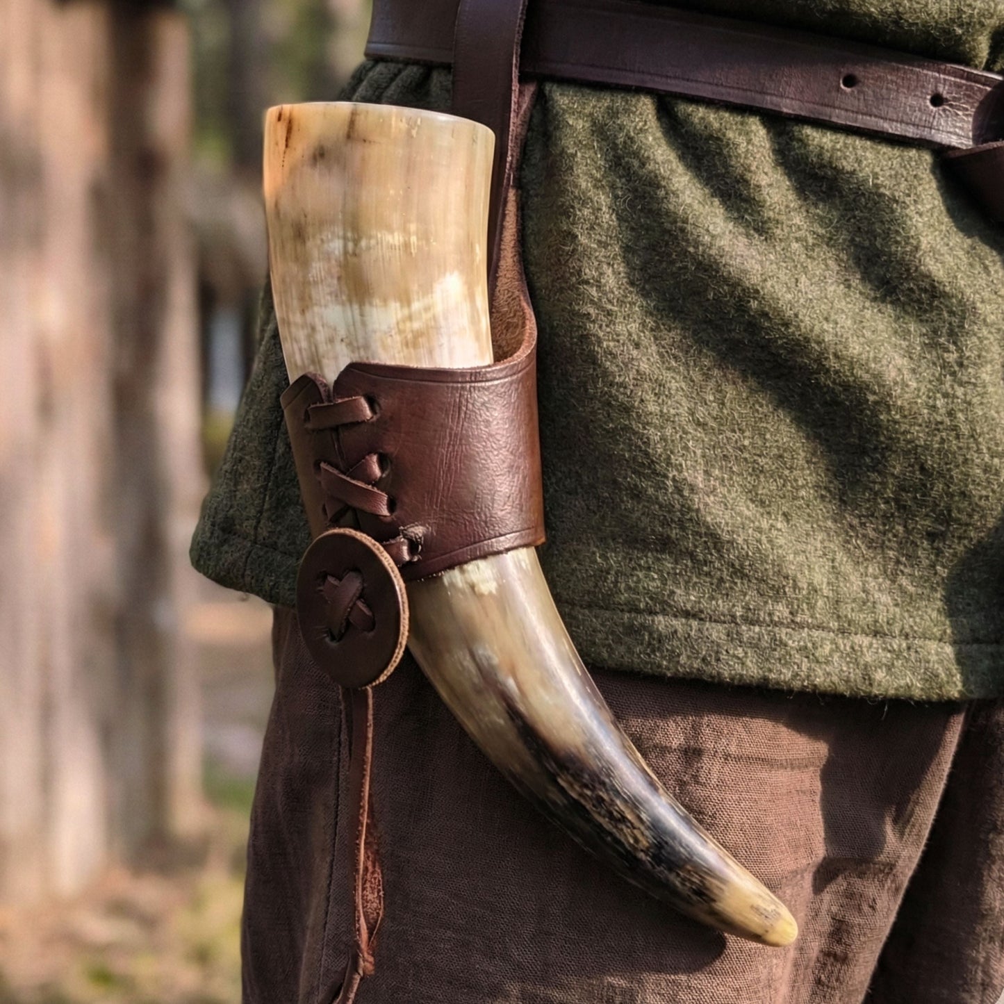 Leather Drinking Horn Frog Holster