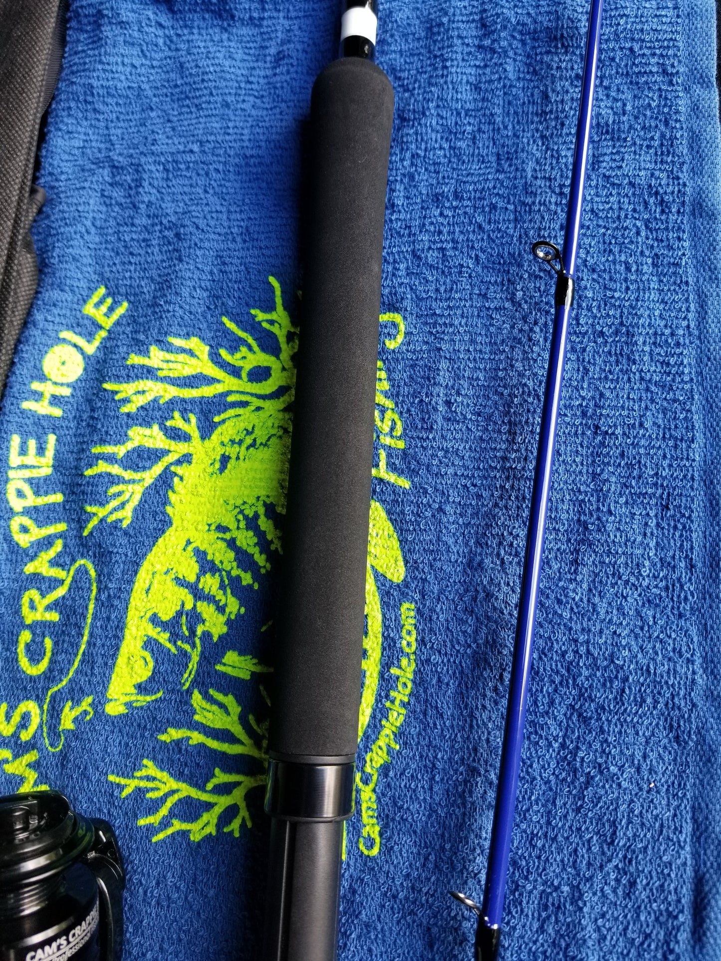 Cam's 10ft. 2pc. Yaannk Stik + 7 (BB)  Cam's Xtralite Reel + Plastics and Hooks Kit