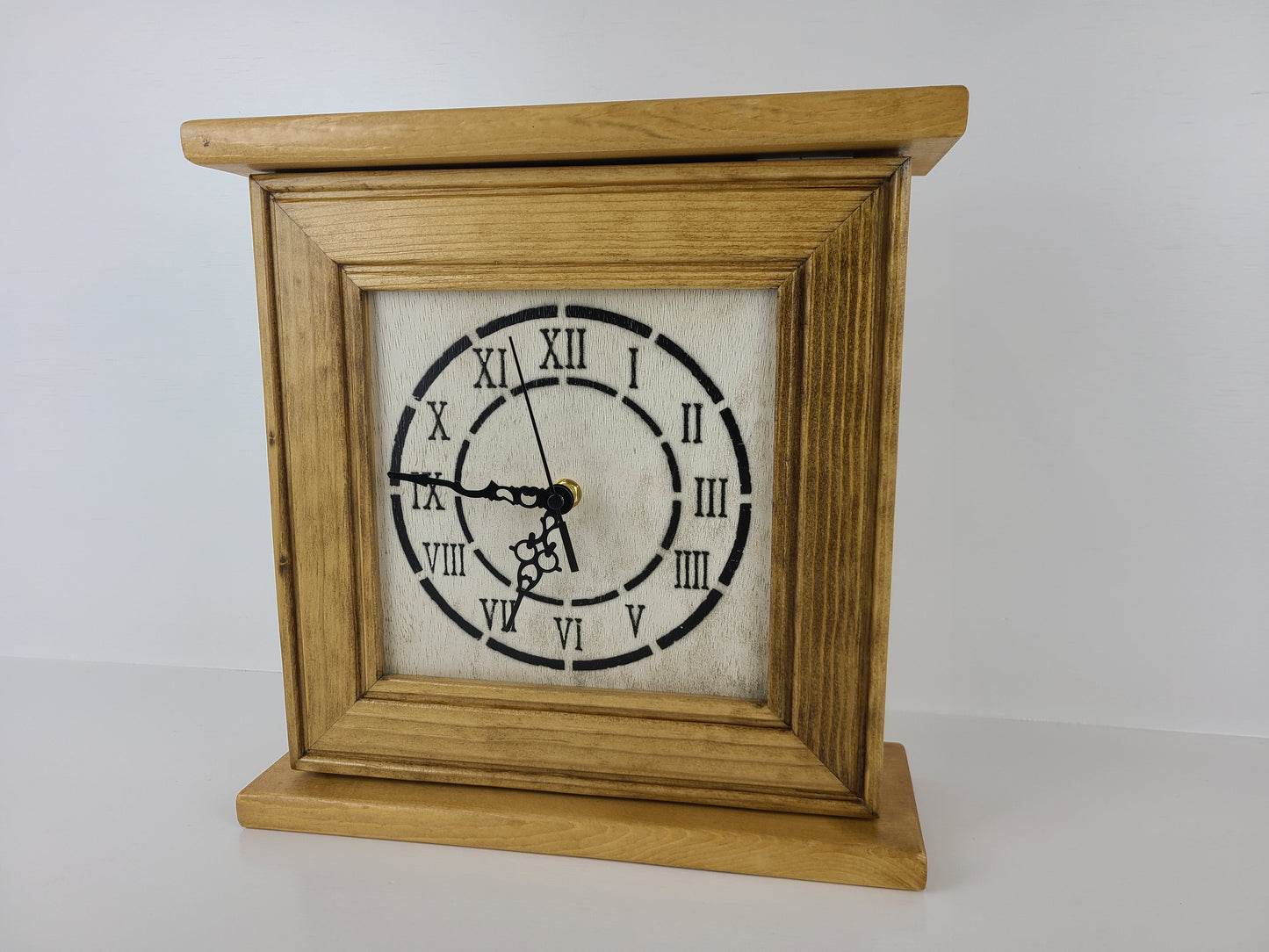 "Peacemaker” Wooden Gun Concealment Clock
