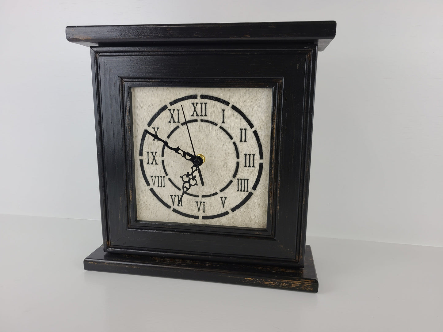 "Peacemaker” Wooden Gun Concealment Clock