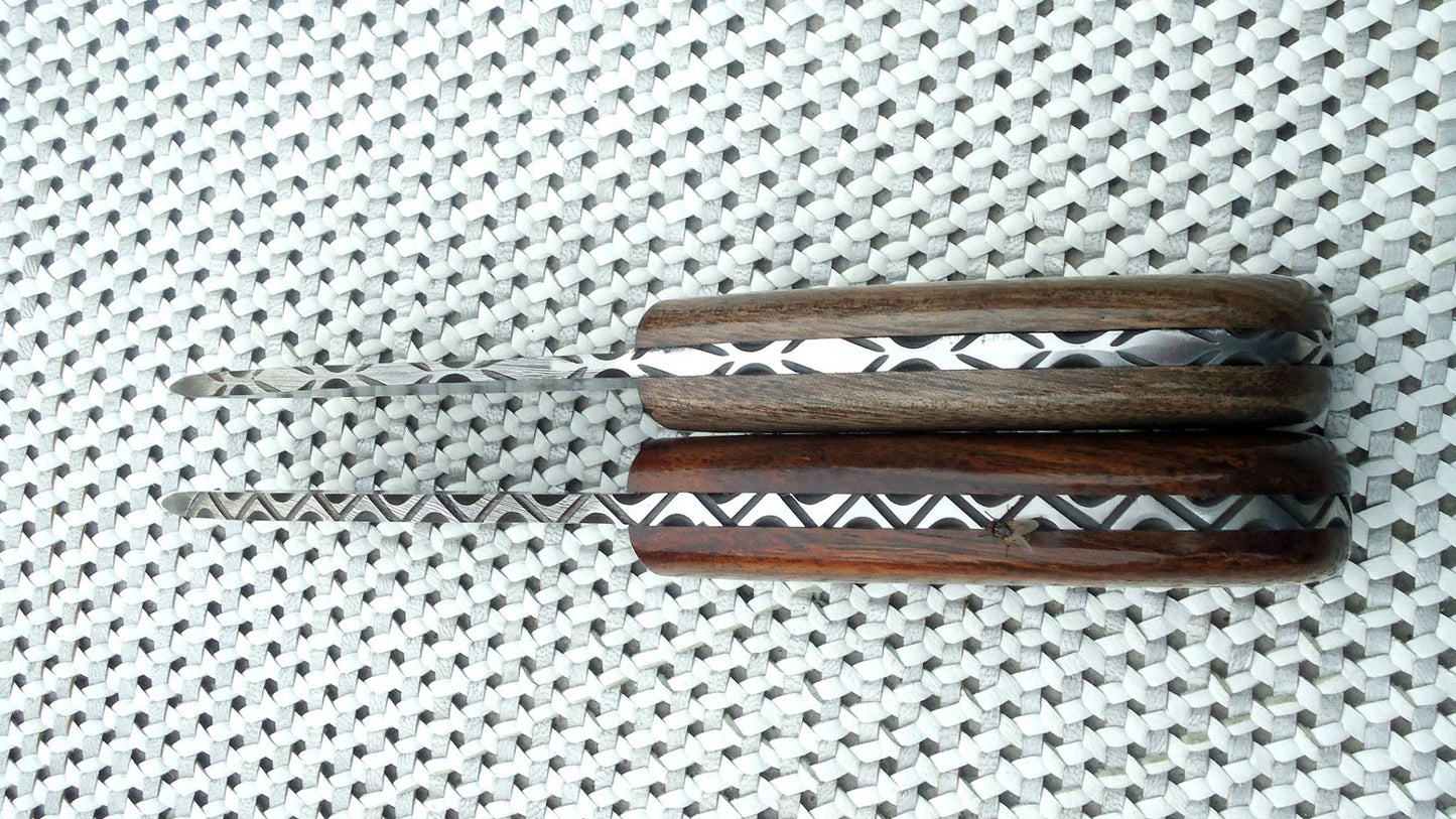 Premium Damascus Steel Drop Point Skinning Knife – 7 Inch Overall Length with Walnut and Rosewood Handle