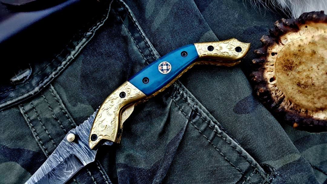 Custom Handmade Damascus Steel Folding Pocket Knife