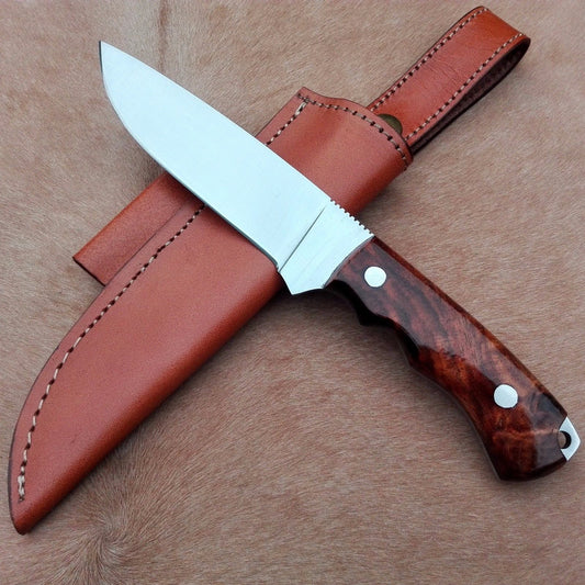 stainless steel handmade hunting/skinning knife
